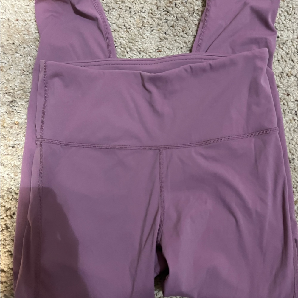 Whisper Dark Pink Leggings with leg Cut out Design Size Small NWOT